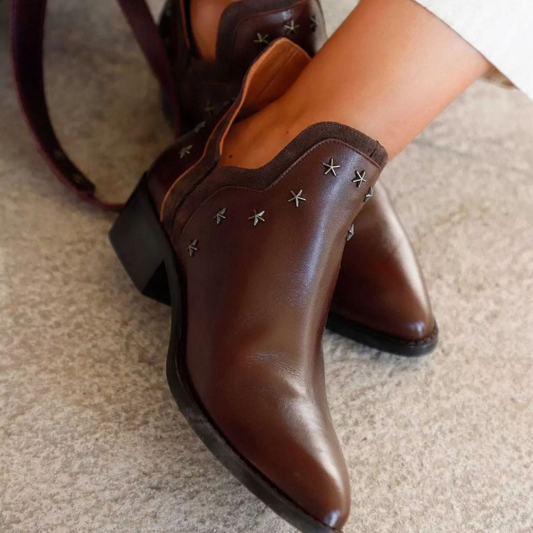 Evelyn | Western Boots With Studs