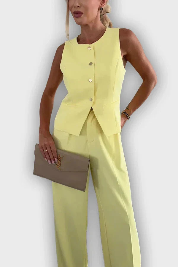 Hailiegh | Elegant Ensemble