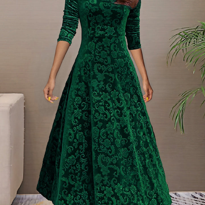 Denise | Luxurious Velvet Elegance Gown