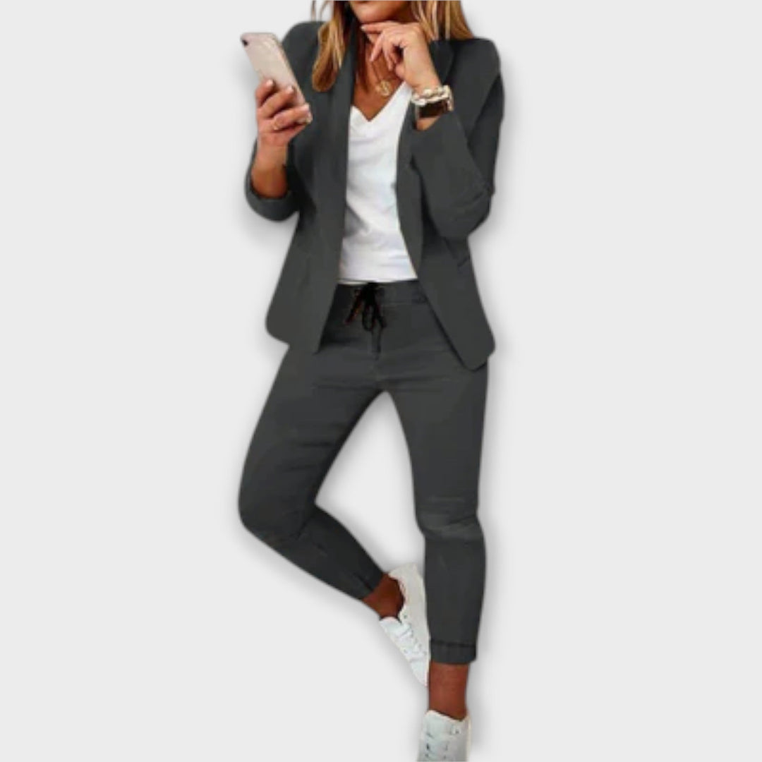 Lyselle | Chic Blazer Ensemble