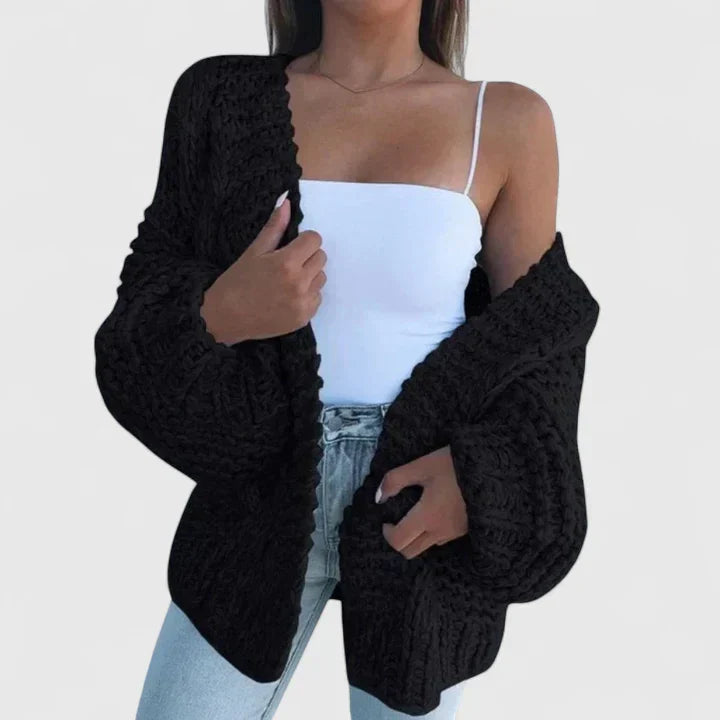 Yvanderliah | Cozy Cardigan